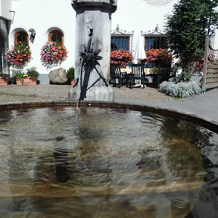 Garni Am Johannesbrunnen Fiss