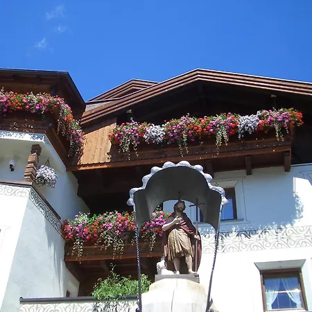 Hotel apartamentowy Garni Am Johannesbrunnen 4*