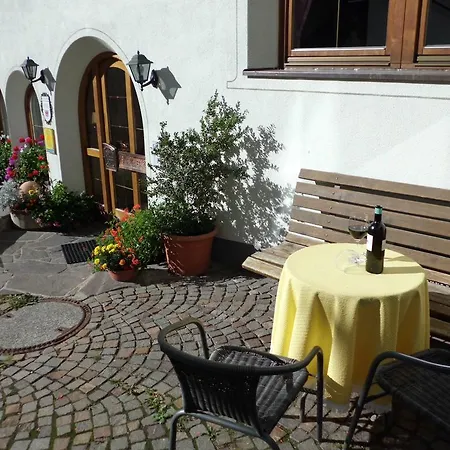 Lägenhetshotell Garni Am Johannesbrunnen